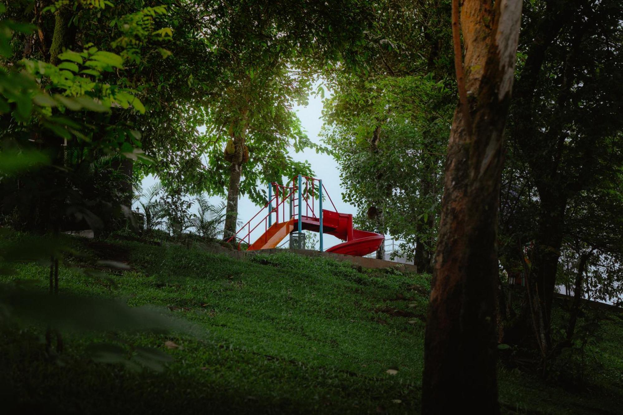 Haze&Kites Resort Munnar Exterior foto