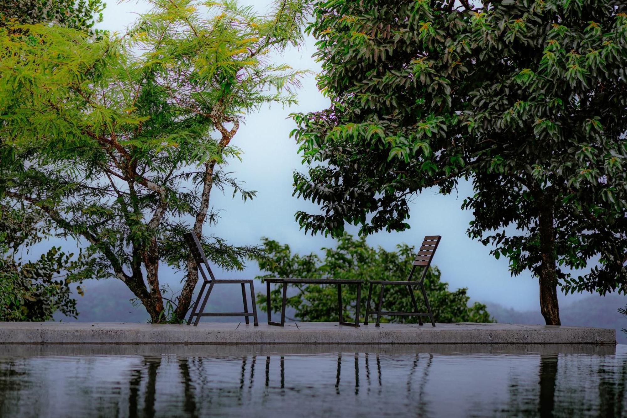 Haze&Kites Resort Munnar Exterior foto