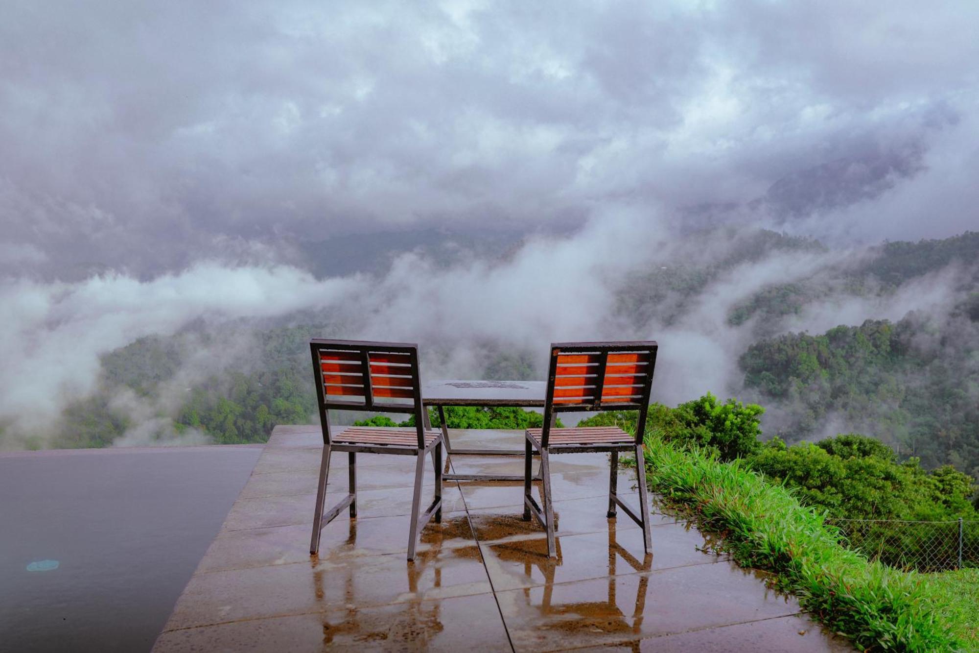 Haze&Kites Resort Munnar Exterior foto